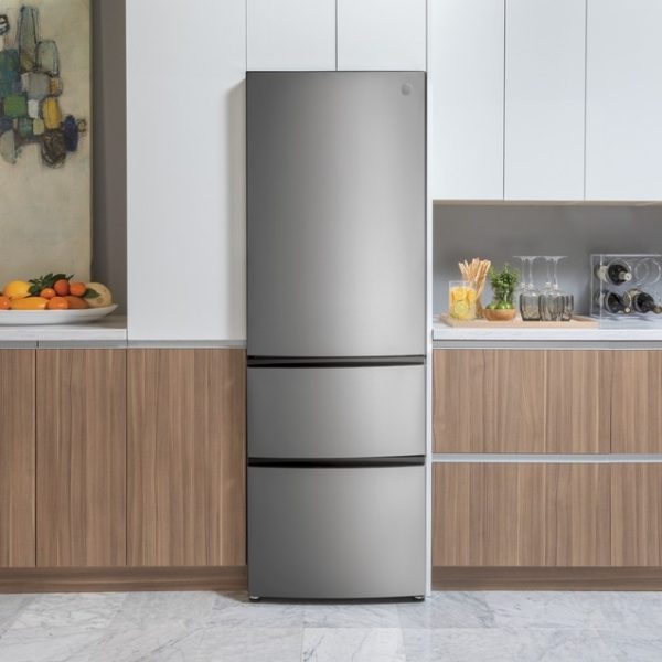 GE® GLE12HSPSS Stainless Steel 11.9 Cu. Ft. BottomFreezer Refrigerator